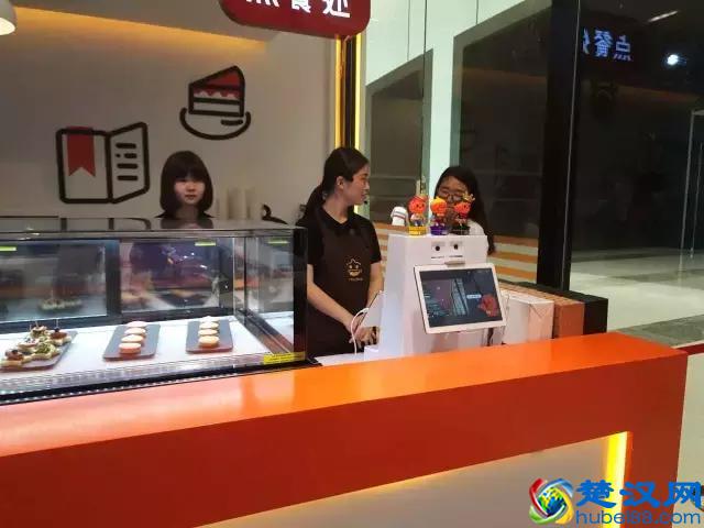 “阿里无人超市！为啥我进不去！”“你用的是老公的淘宝号啊”