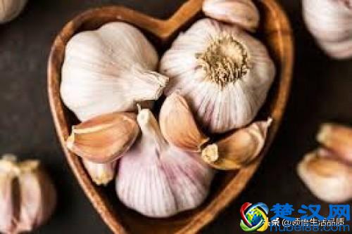 教你如何补充胶原蛋白，以下10钟食物帮你恢复肌肤年轻