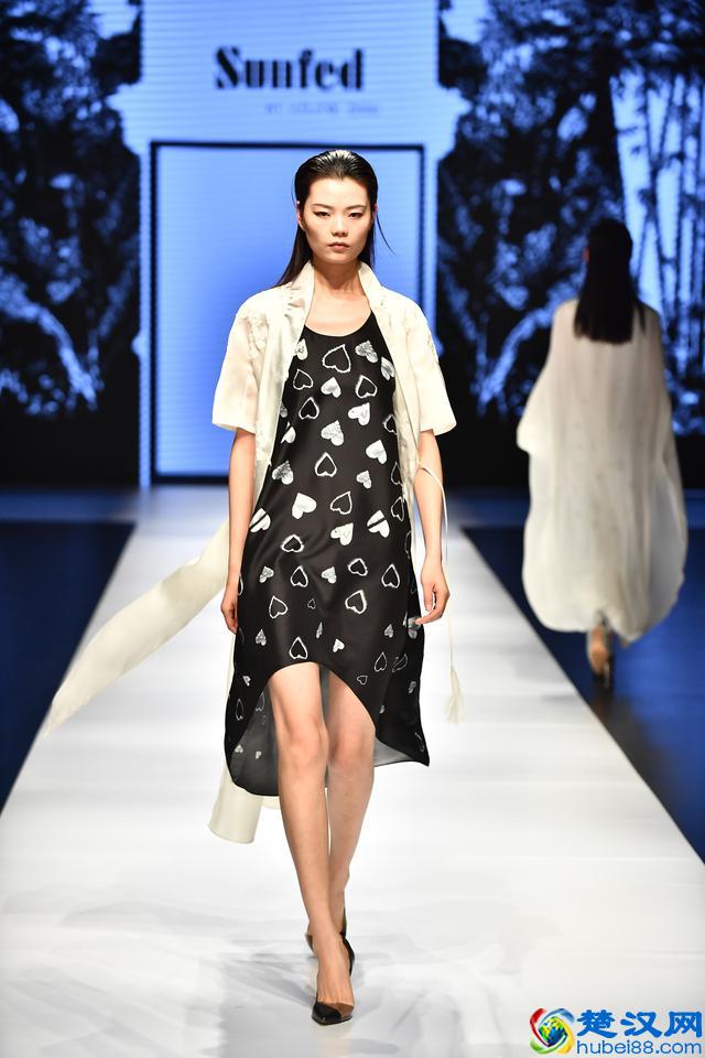 2019大连春季时装周秀场直击——Sunfed思凡
