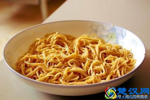 凉面怎么做才好吃？20年大厨教你几个技巧，保证好吃，先收藏了