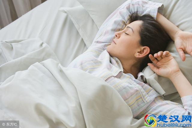 上火、牙龈肿痛，用4种草煮水喝，火气蹭蹭降下来