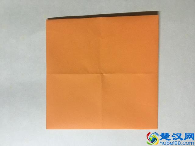 小时候经常玩的东南西北，教孩子折吧？