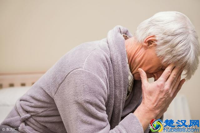 突发头痛怎么办？牢记5个方法，摆脱头痛烦恼！