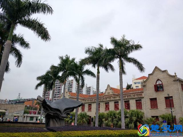 索尼发布PS4新宣传片 奎爷等角色穿越现实世界