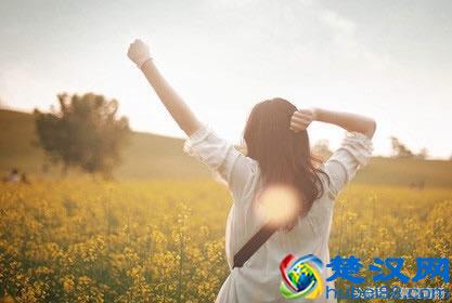 每个人对爱情的定义不一样,那么你心目中的爱情是什么样呢?