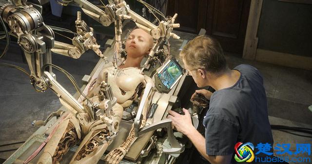 《阿凡达》后卡神回归！《阿丽塔》告诉你什么才是真正的原生3D