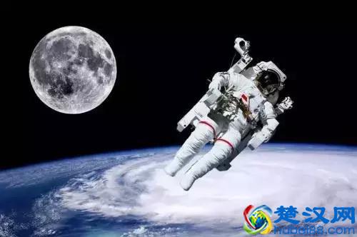 NASA被质疑P图造假，真实的太空图是什么样子的呢？