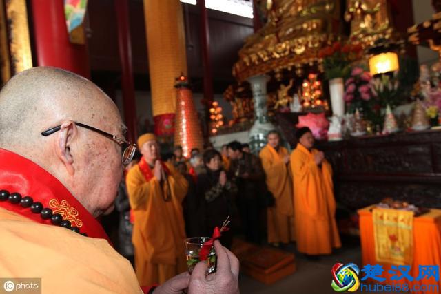 进寺庙拜佛需要注意什么？这五点要牢记......