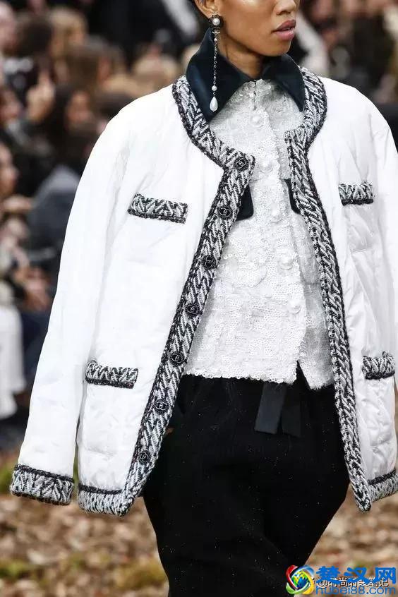 黑白颜色这么搭，让你时尚又有内涵！