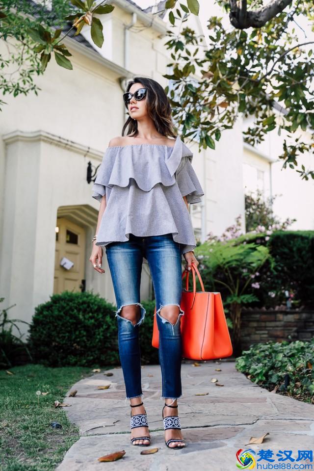 穿露肩上衣才是趋势,该如何搭配 呢?