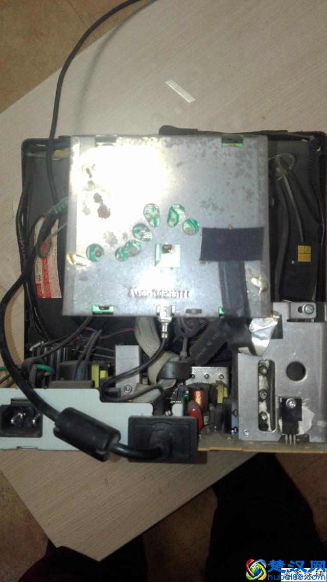 细致多图拆一个国产的飞利浦彩色显示器06年的