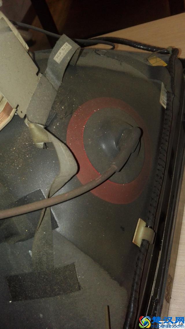 细致多图拆一个国产的飞利浦彩色显示器06年的