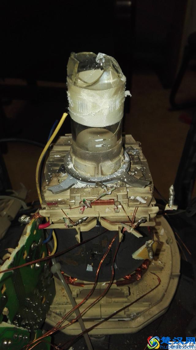 细致多图拆一个国产的飞利浦彩色显示器06年的