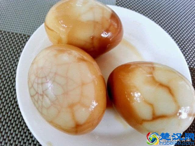你知道茶叶蛋怎么煮才茶香味更浓，更入味吗？