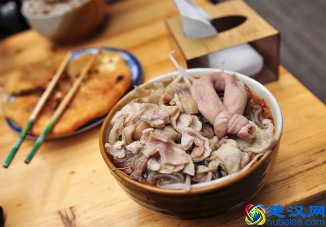 还记的那句“怎么可以吃兔兔”吗？对！来成都你不吃兔兔试试看~