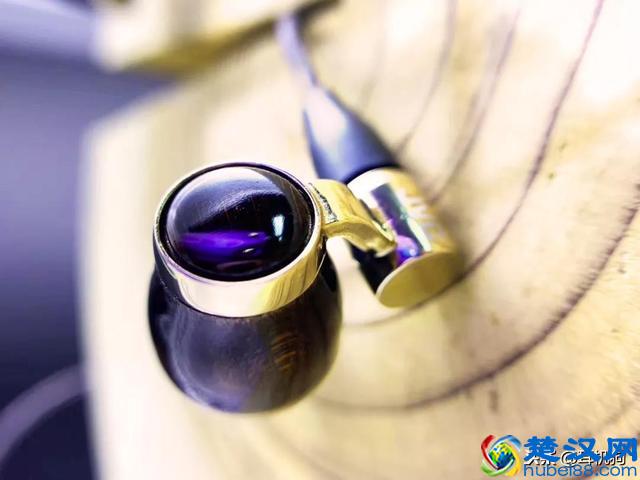 声音震撼，颜值爆表，JVC这三款耳机你听过吗？