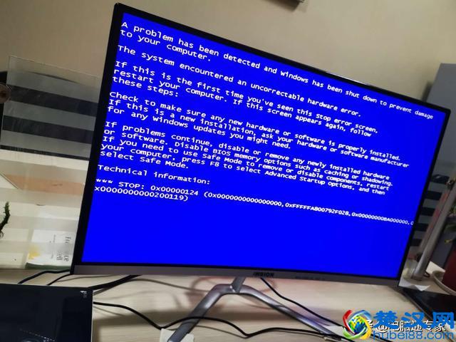 电脑经常出现蓝屏现象，蓝屏界面的全英文到底是什么意思呢？