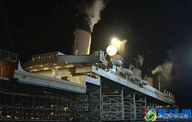 《泰坦尼克号》的船是怎么拍的，卡梅隆真的造了一条船吗？