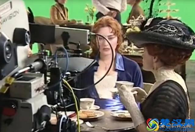 《泰坦尼克号》的船是怎么拍的，卡梅隆真的造了一条船吗？