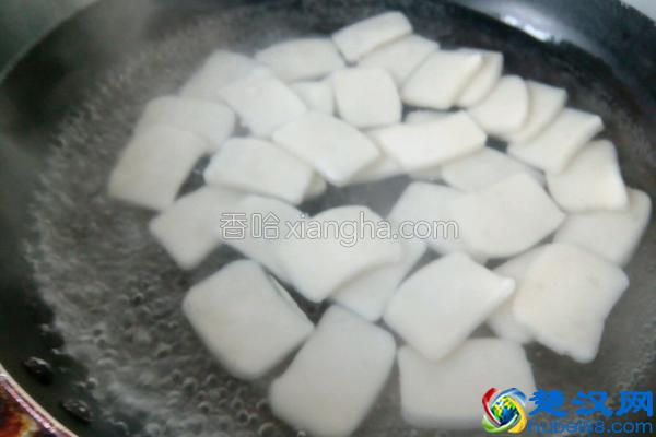 这是年糕最好吃的做法！很多人吃过，却不知道怎么做，其实特简单