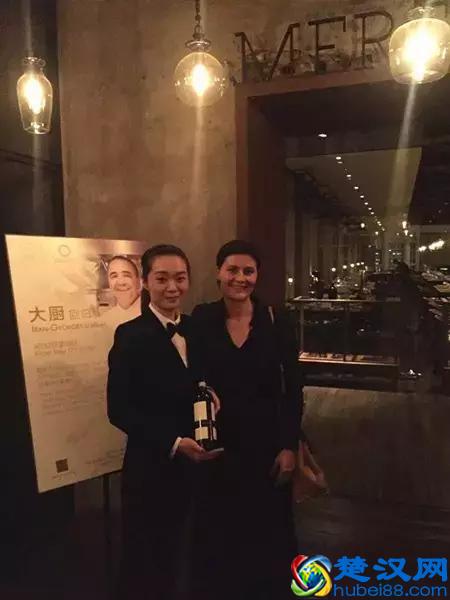 上戏毕业的侍酒师？对的！Mercato侍酒师Fiona黄斐以前是一个编剧