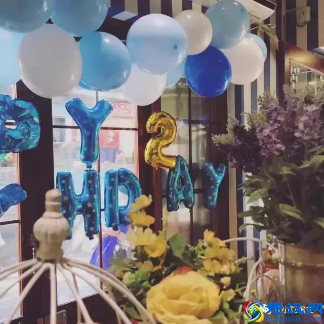 旅游景点，卖什么美食最赚钱？