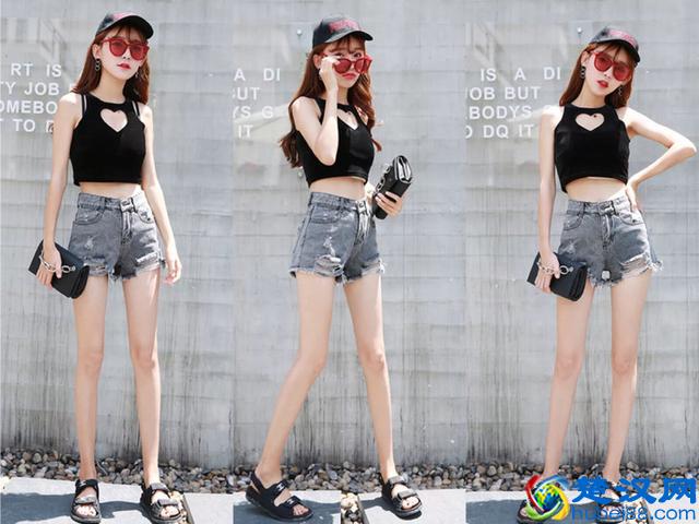 夏天,穿破洞牛仔短裤,配这4种颜色的上衣超好看!