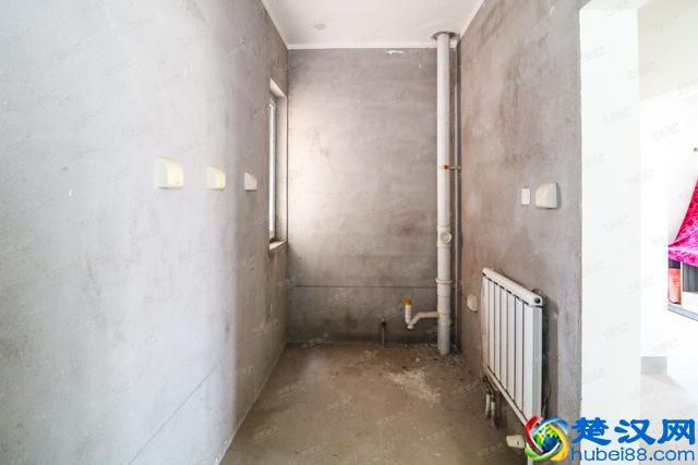 东丽核心区新上好房，均价1.8万的舒畅园二居室，首付仅48万！速看