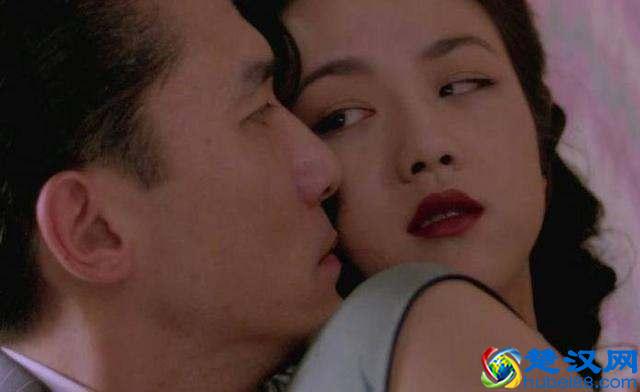 这部戏曾使得汤唯封杀两年，尺度太大，都是真做
