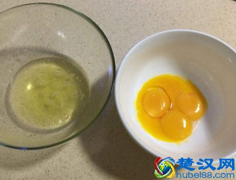 电饭锅蛋糕怎么做不粘还蓬松？配方和技巧总结，一次成功，不失败