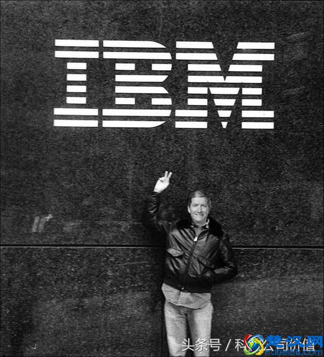 乔布斯后为何他是苹果CEO：7年前备受质疑，如今成就万亿美元市值