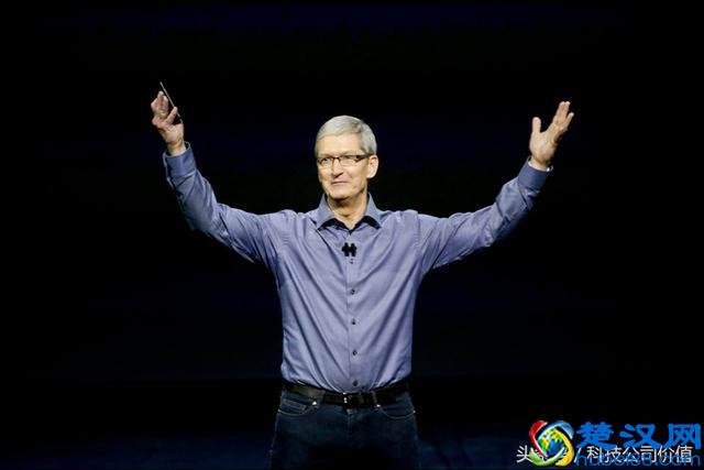 乔布斯后为何他是苹果CEO：7年前备受质疑，如今成就万亿美元市值