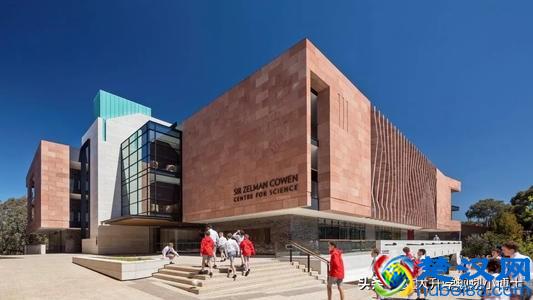 2019年高考，文科女生有哪3大热门专业推荐?