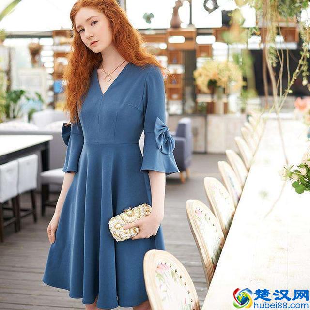 微胖肩宽穿什么裙子 这个夏天让你又瘦又美