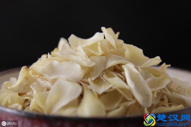 晚上入睡难？5种天然食物能助眠，吃点提高睡眠质量，睡好每一天