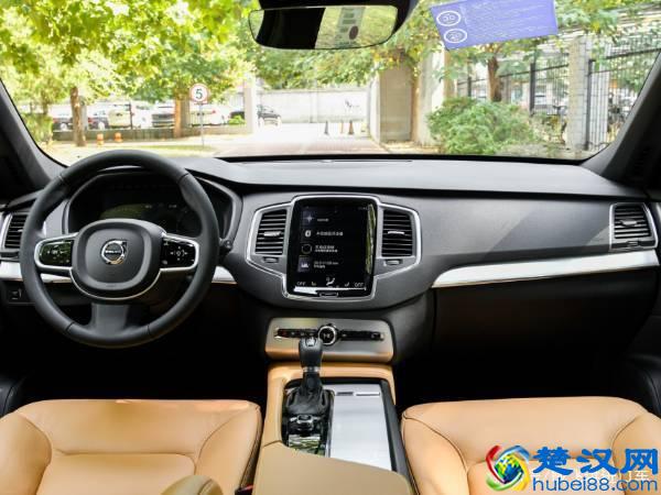 高品质都市七座SUV 19款进口沃尔沃XC90解析