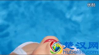 脸上毛孔粗大，黑头很多很多，该怎么办？