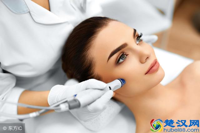 告别毛孔粗大，这个季节不做柠檬女！