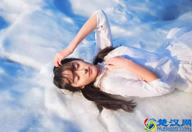 冬天雪景摄影专题：雪景人像拍摄3大风格，让你冬季摄影不慌！