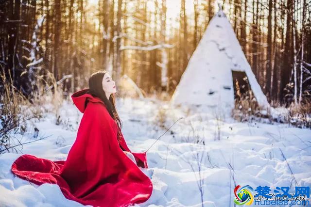 冬天雪景摄影专题：雪景人像拍摄3大风格，让你冬季摄影不慌！