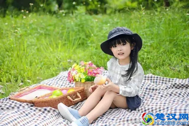 带宝贝春游踏青,宝贝穿什么衣服拍照最漂亮?