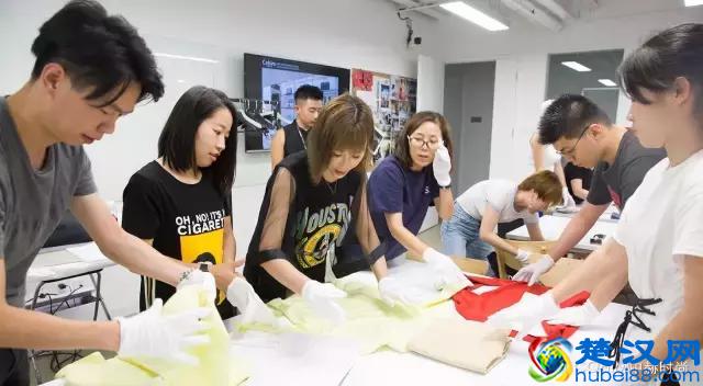 作为陈列师，花样叠衣服才能“搏出位”