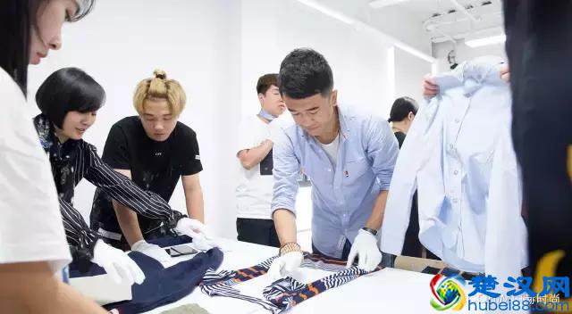 作为陈列师，花样叠衣服才能“搏出位”