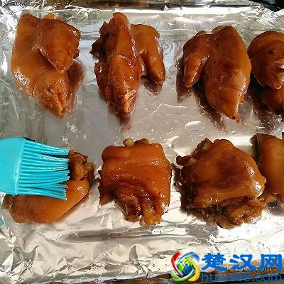 烤猪蹄的做法