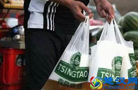 为什么青岛人只爱喝青岛啤酒？