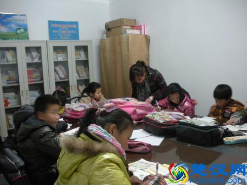 10万元钱在农村能做什么生意？以下三种专家倾向第一种，你呢？