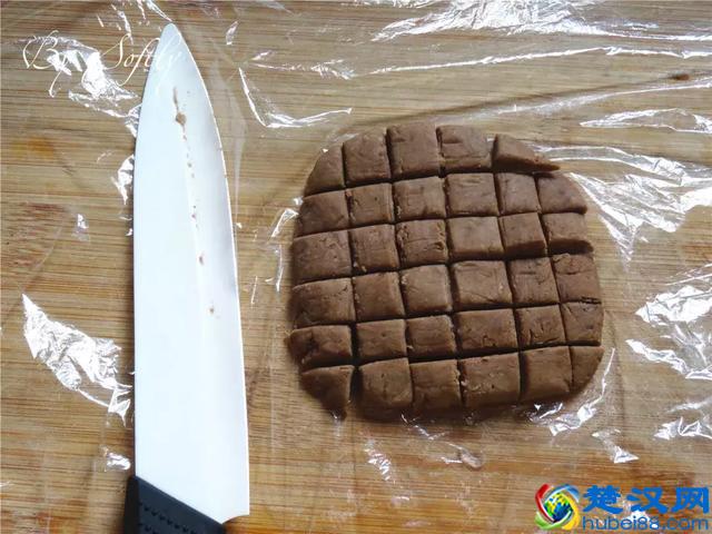 这奶茶能嚼着吃，比外面卖的健康100倍