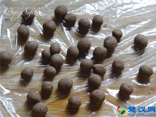 这奶茶能嚼着吃，比外面卖的健康100倍