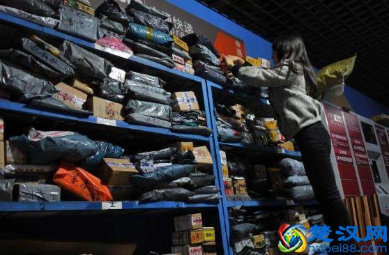 大学生创业做校园物流，月收入达五万元