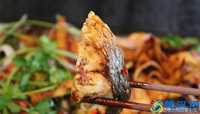 超详细的家庭版自制烤鱼，全是详细细节，做出来味道不输饭店！